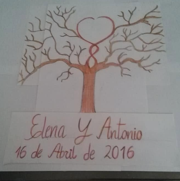 Cuadro de huellas personalizado pintado a mano