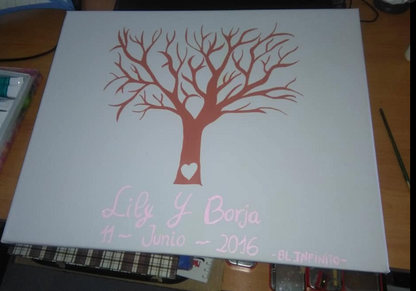 Cuadro de huellas personalizado pintado a mano