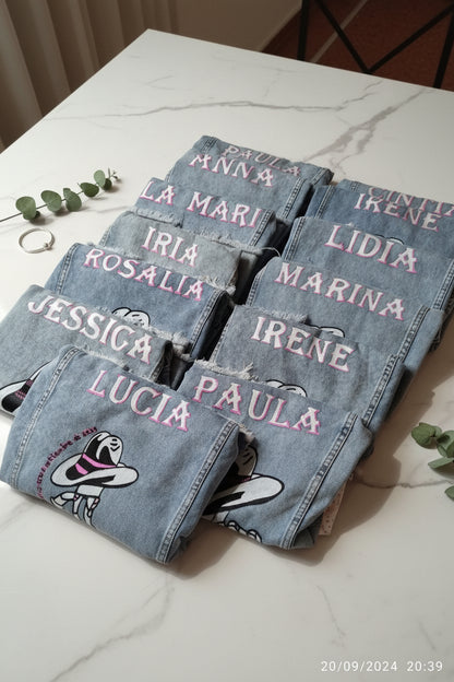 Personalización textil pintada a mano